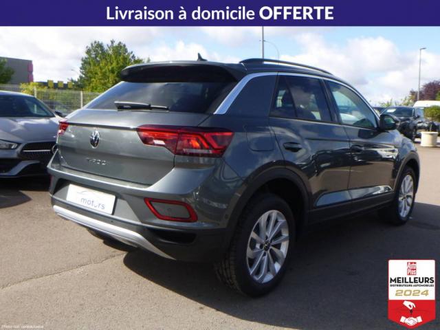 Volkswagen T-Roc image 9