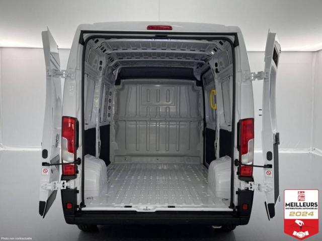 Opel Movano image 8