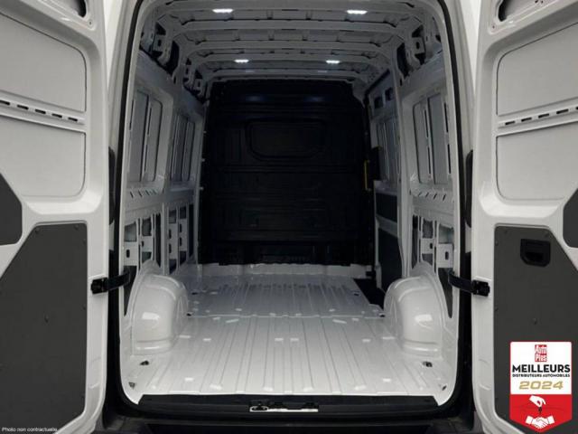 Volkswagen Crafter image 2