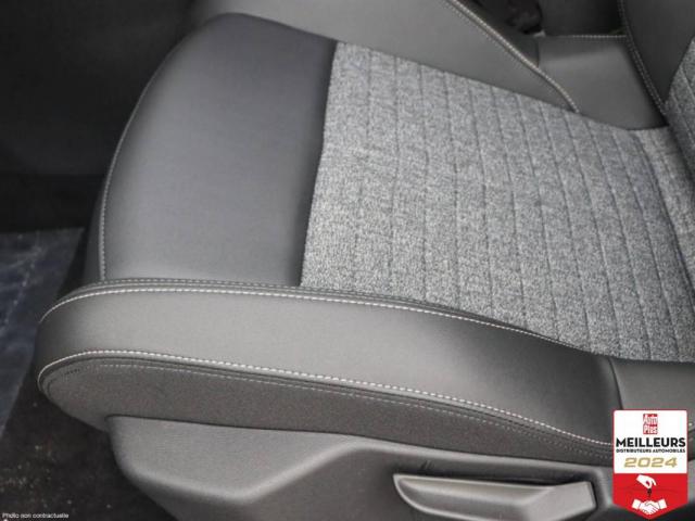 Peugeot 3008 image 8