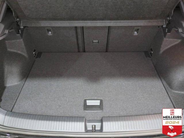 Volkswagen T-Roc image 6