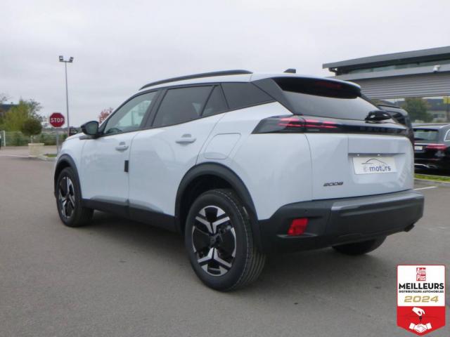 Peugeot 2008 image 8