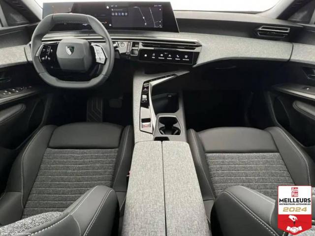 Peugeot 5008 image 2