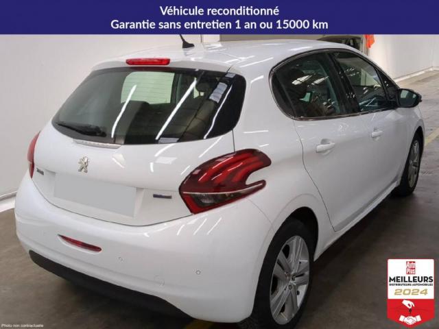 Peugeot 208 image 1