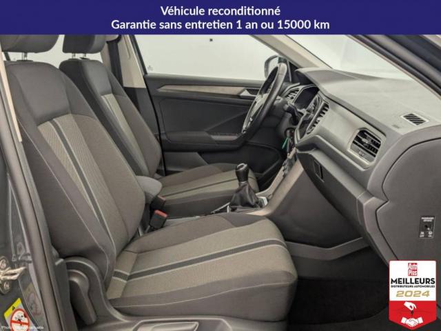 Volkswagen T-Roc image 6