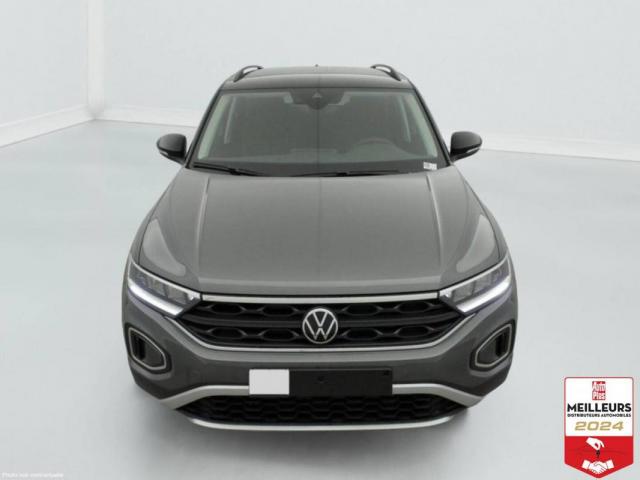Volkswagen T-Roc image 6
