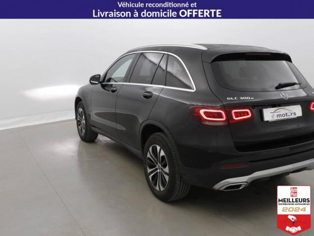 Mercedes Benz Glc image 8