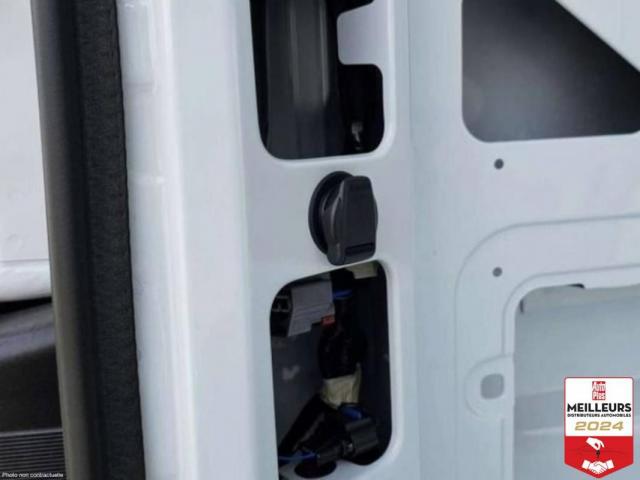 Renault Master image 1