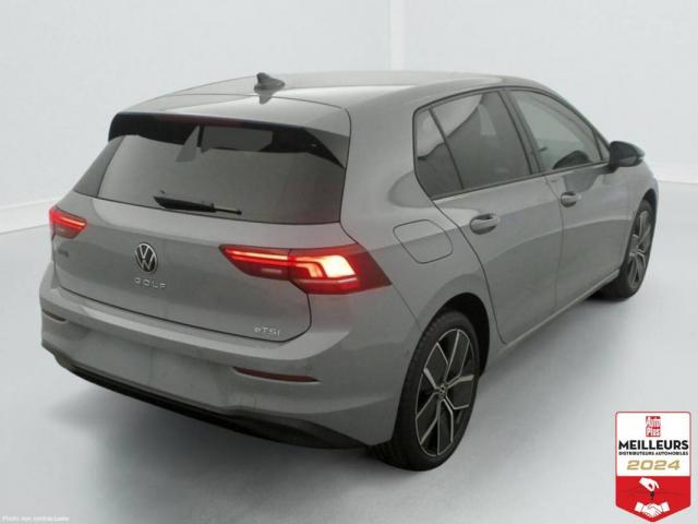 Volkswagen Golf image 9