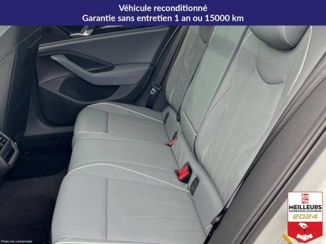 Volkswagen Passat image 8