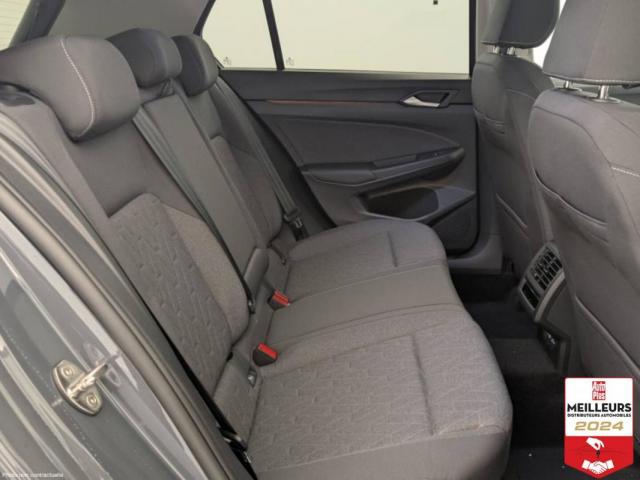 Volkswagen Golf image 8