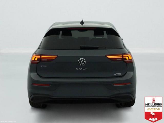 Volkswagen Golf image 9