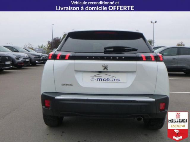 Peugeot 2008 image 8