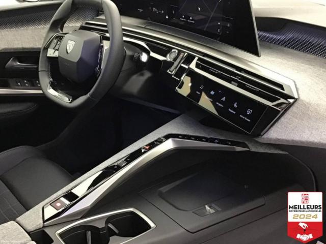 Peugeot 3008 image 2