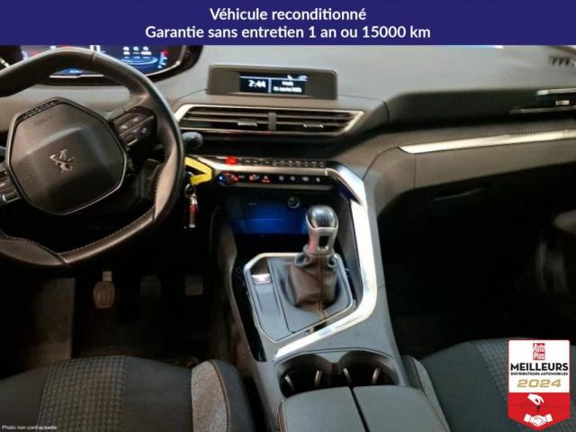 Peugeot 5008 image 2