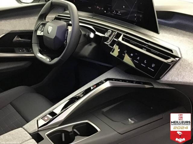 Peugeot 3008 image 2