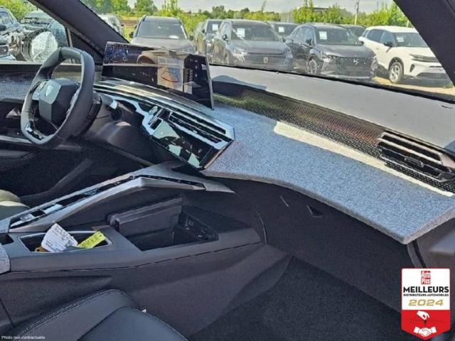 Peugeot 3008 image 3