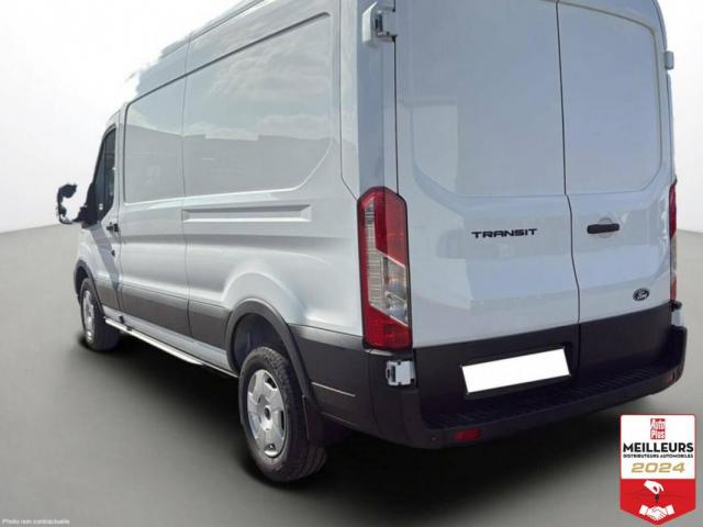 Ford Transit image 8