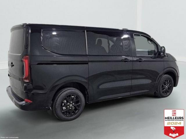 Volkswagen Transporter image 2