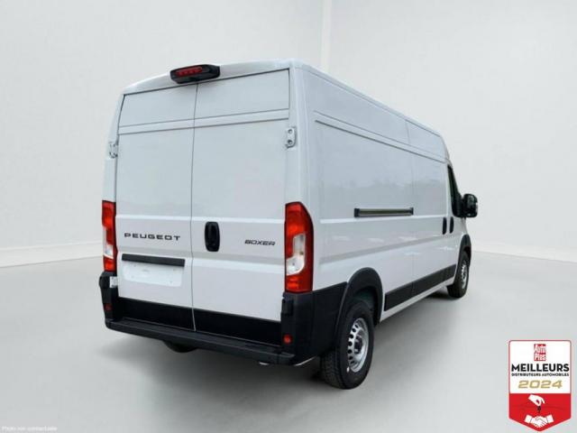 Peugeot Boxer image 1