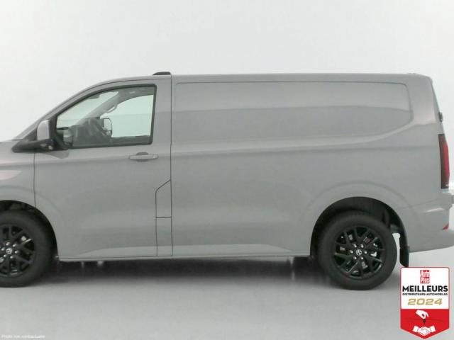 Volkswagen Transporter image 8