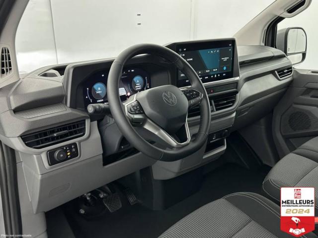 Volkswagen Transporter image 9