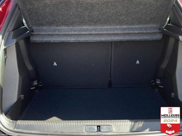 Peugeot 2008 image 3