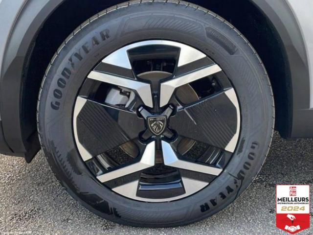 Peugeot 2008 image 2