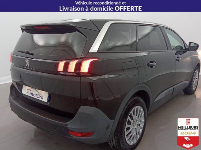 Peugeot 5008 image 4