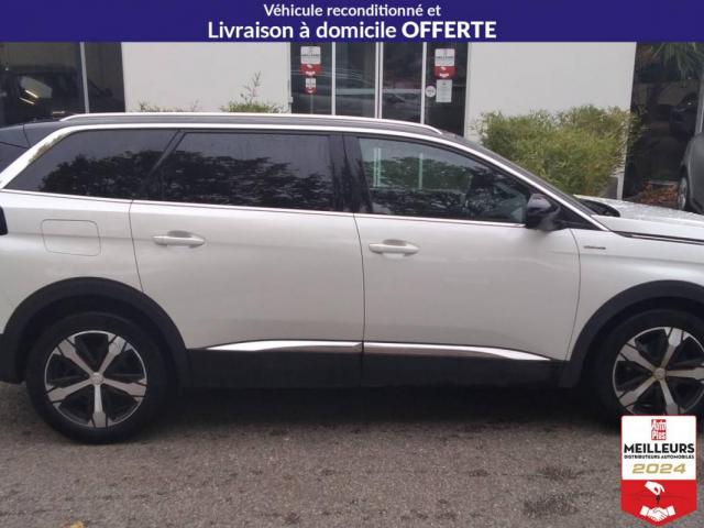 Peugeot 5008 image 2