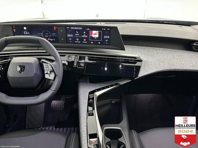 Peugeot 5008 image 1