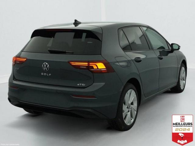 Volkswagen Golf image 8