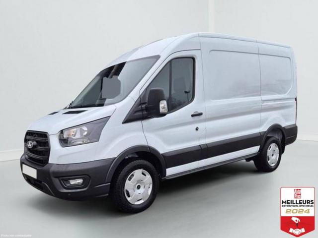 Ford Transit Courier image 8