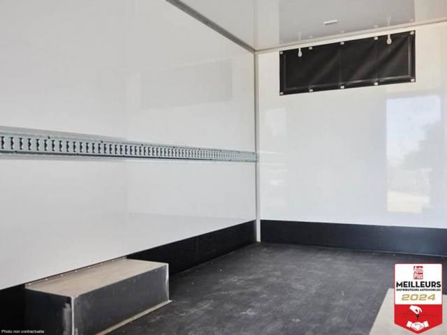 Renault Master image 7