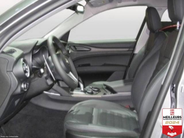 Alfa Romeo Stelvio image 3