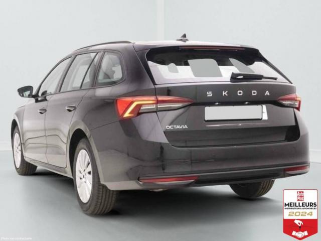 Skoda Octavia image 9