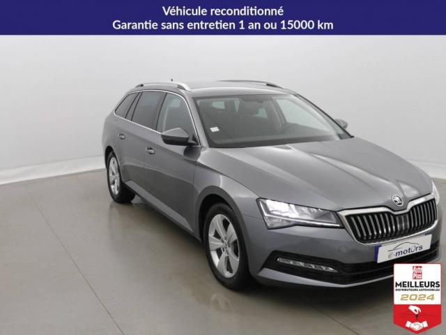 Skoda Superb Combi image 4