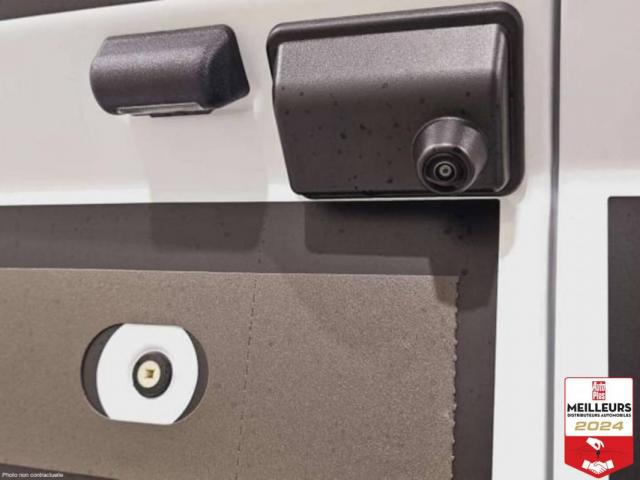 Ford Transit Custom image 3