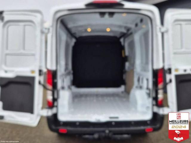 Ford Transit Courier image 1