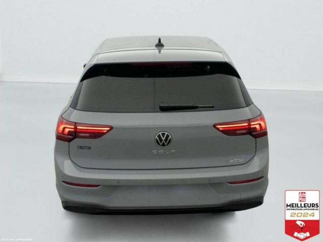 Volkswagen Golf image 9