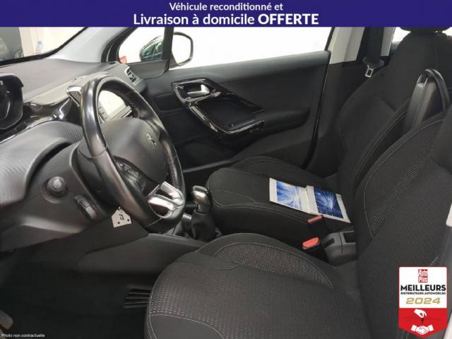 Peugeot 208 image 3