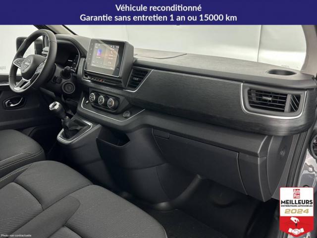 Nissan Primastar image 7