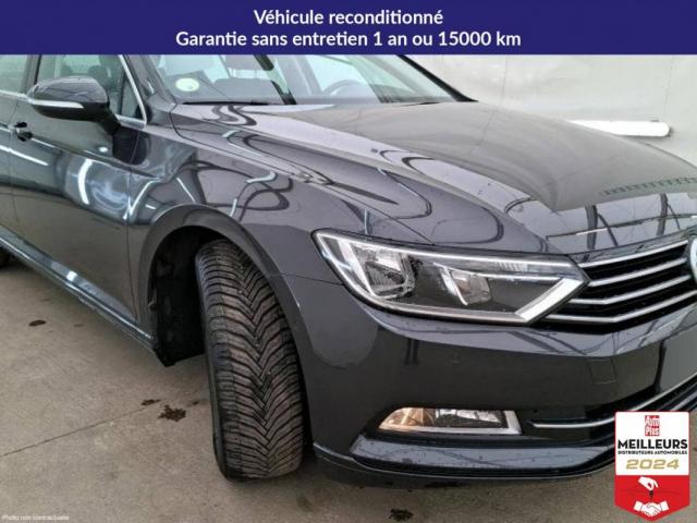 Volkswagen Passat image 1