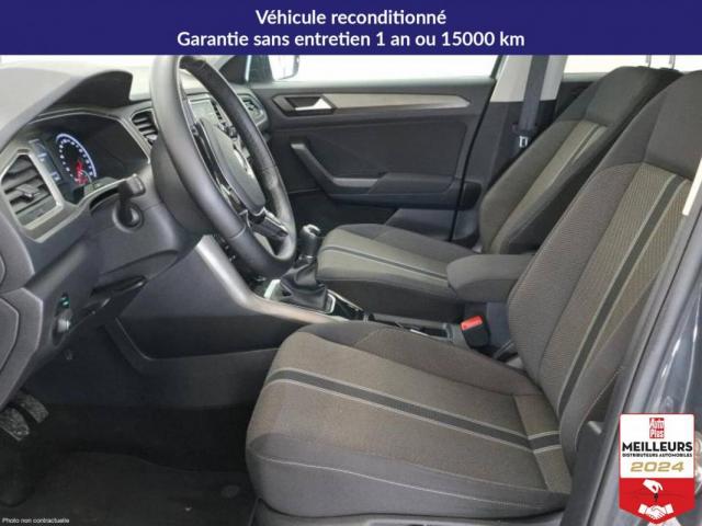 Volkswagen T-Roc image 3