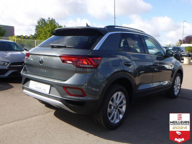 Volkswagen T-Roc image 8