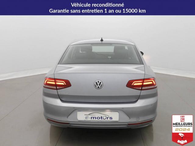 Volkswagen Passat image 1