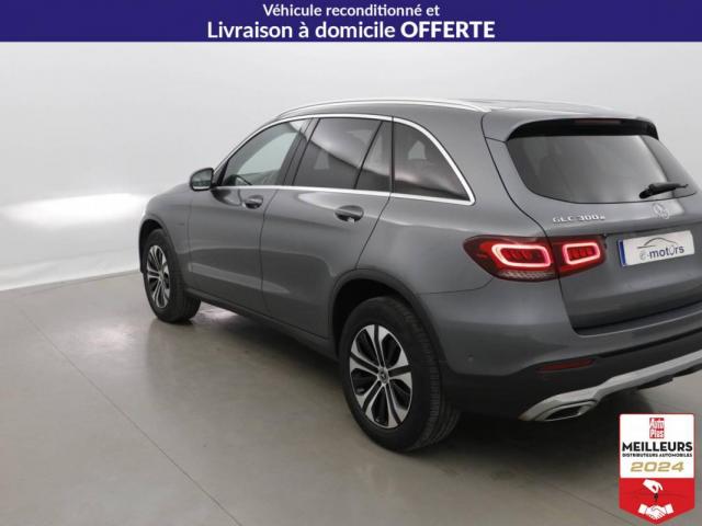 Mercedes Benz Glc image 9