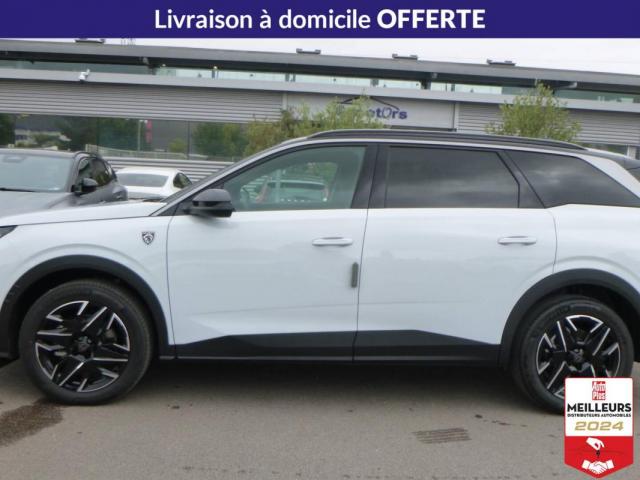 Peugeot 5008 image 1