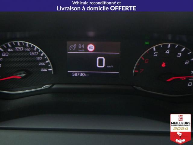 Peugeot 2008 image 8