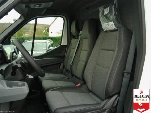 Renault Master image 9